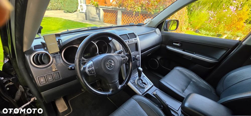 Suzuki Grand Vitara 3.2 V6 Elegance - 16