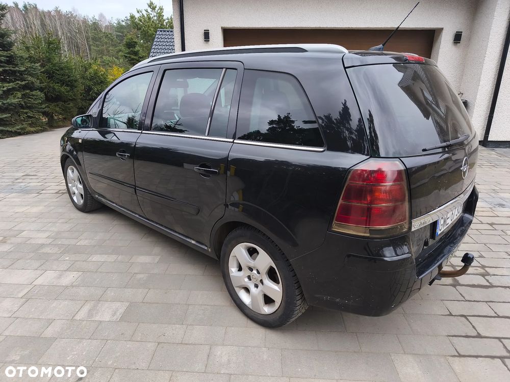 Opel Zafira - 8