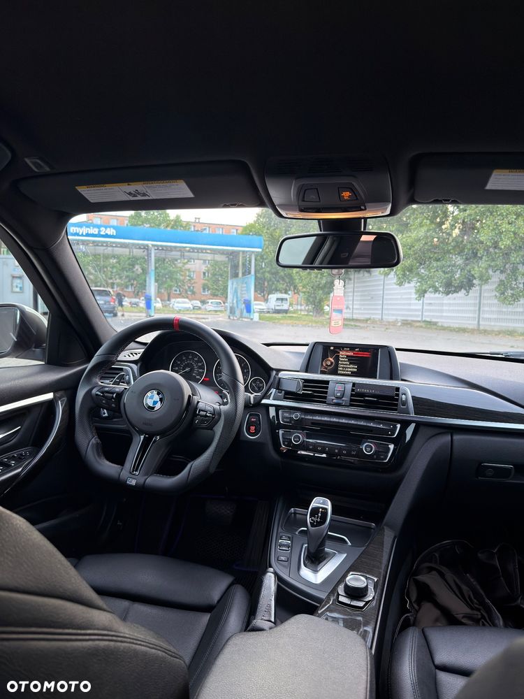 BMW Seria 3 330i Sport Line Shadow sport - 7