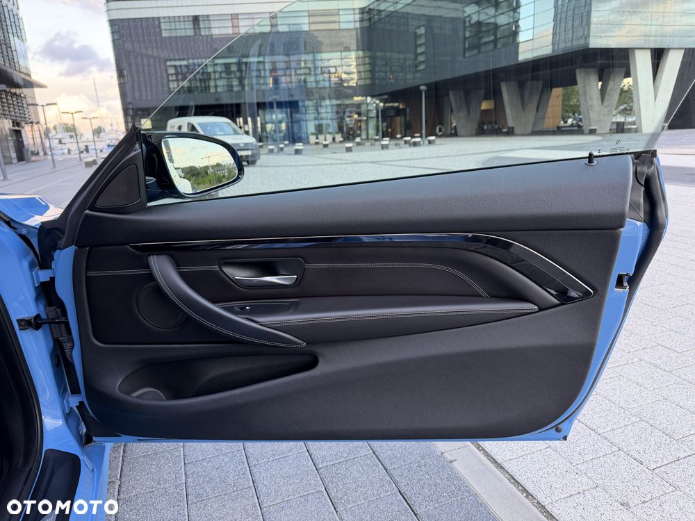 BMW M4 DKG - 10
