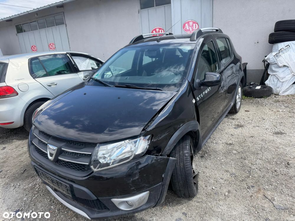 Dacia Sandero Stepway TCe 90 (S&S) Celebration - 32