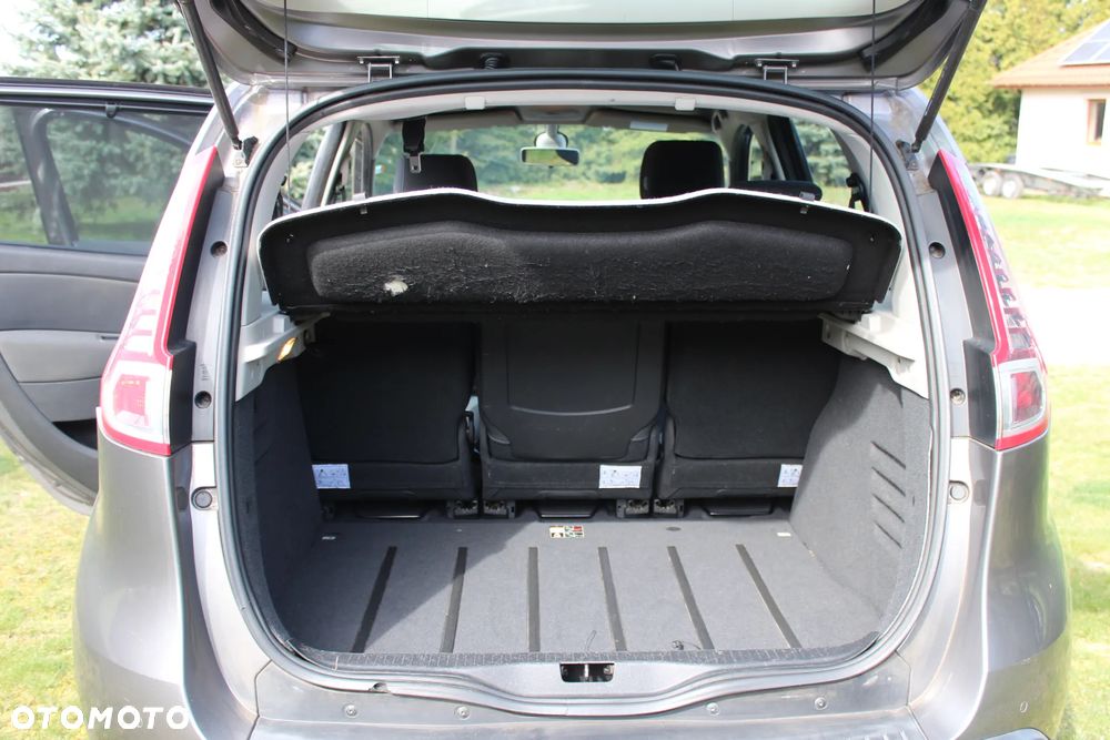 Renault Scenic 2.0 16V 140 CVT Dynamique - 13