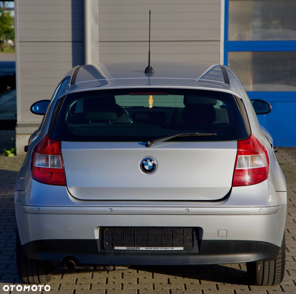 BMW Seria 1 - 30