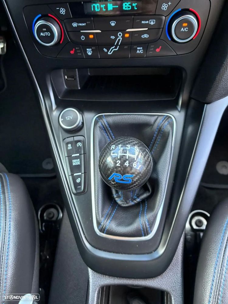 Ford Focus - 24