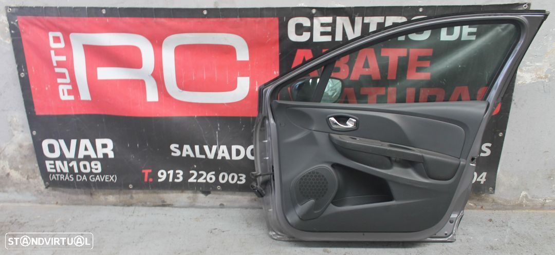 Porta da Frente do Lado Direito Renault Clio IV - 2
