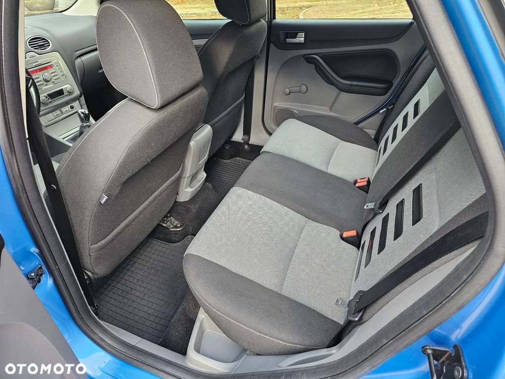 Ford Focus - 13