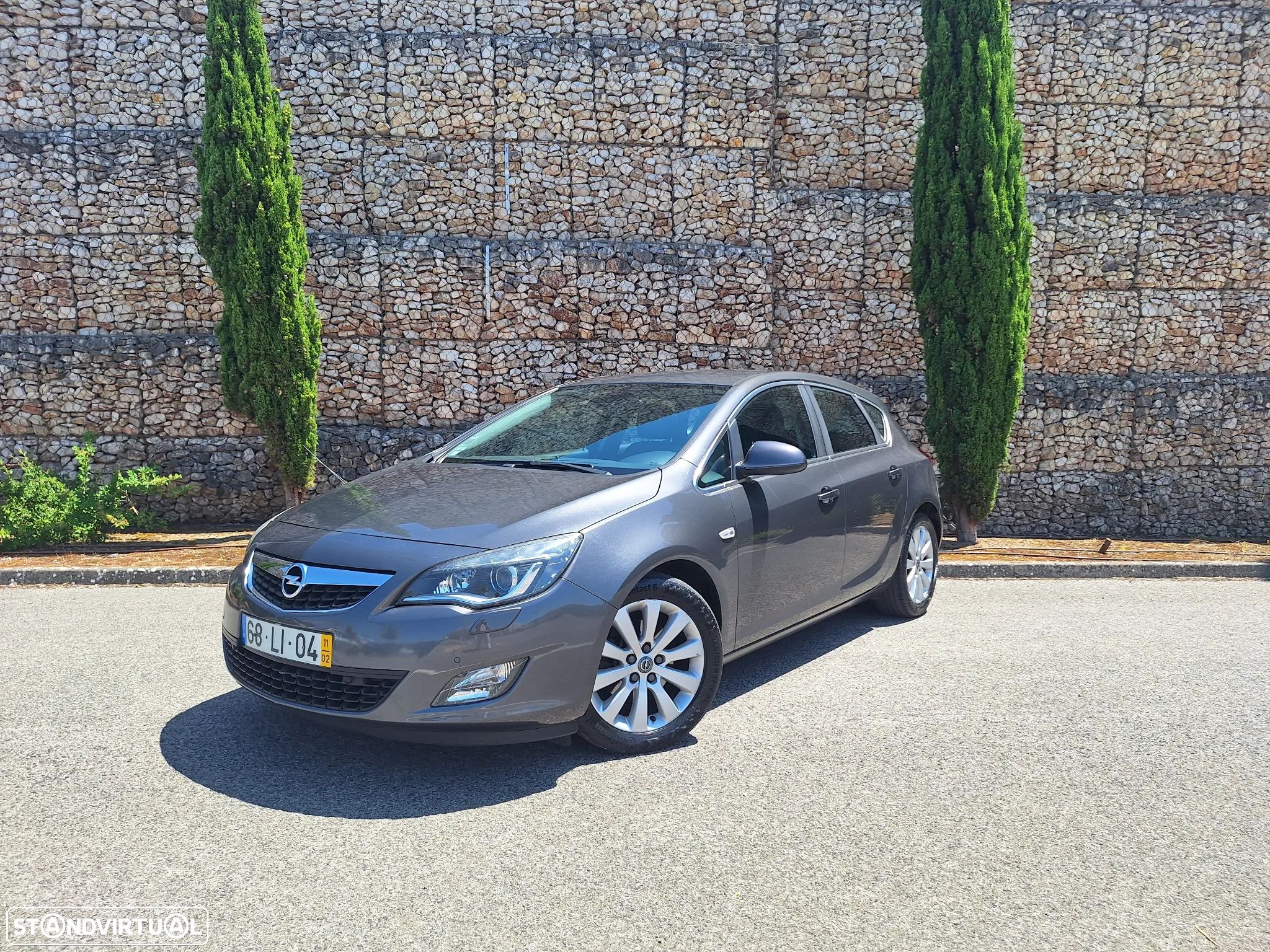 Opel Astra 1.7 CDTi Cosmo - 1