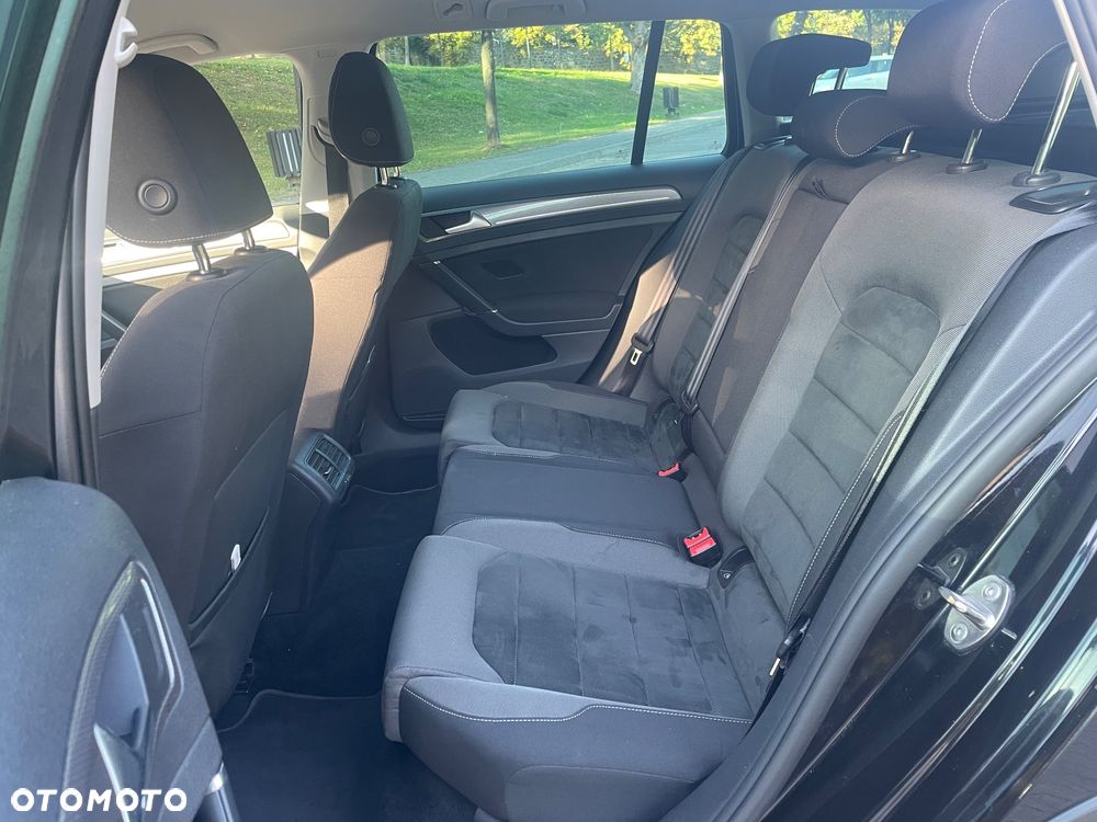 Volkswagen Golf Alltrack - 13