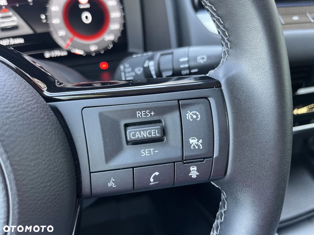Nissan Qashqai 1.3 DIG-T MHEV N-Connecta - 29