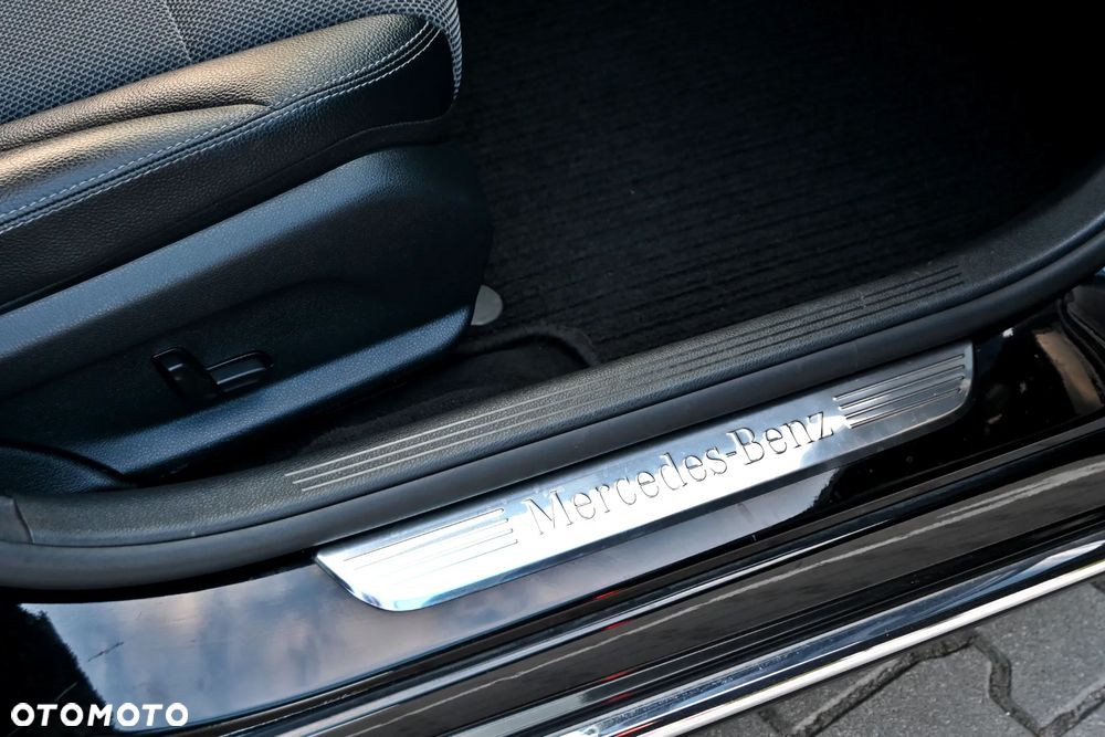 Mercedes-Benz Klasa C 200 Avantgarde - 34