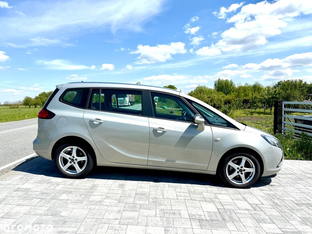 Opel Zafira Tourer 1.4 Turbo Automatik Business Innovation - 29