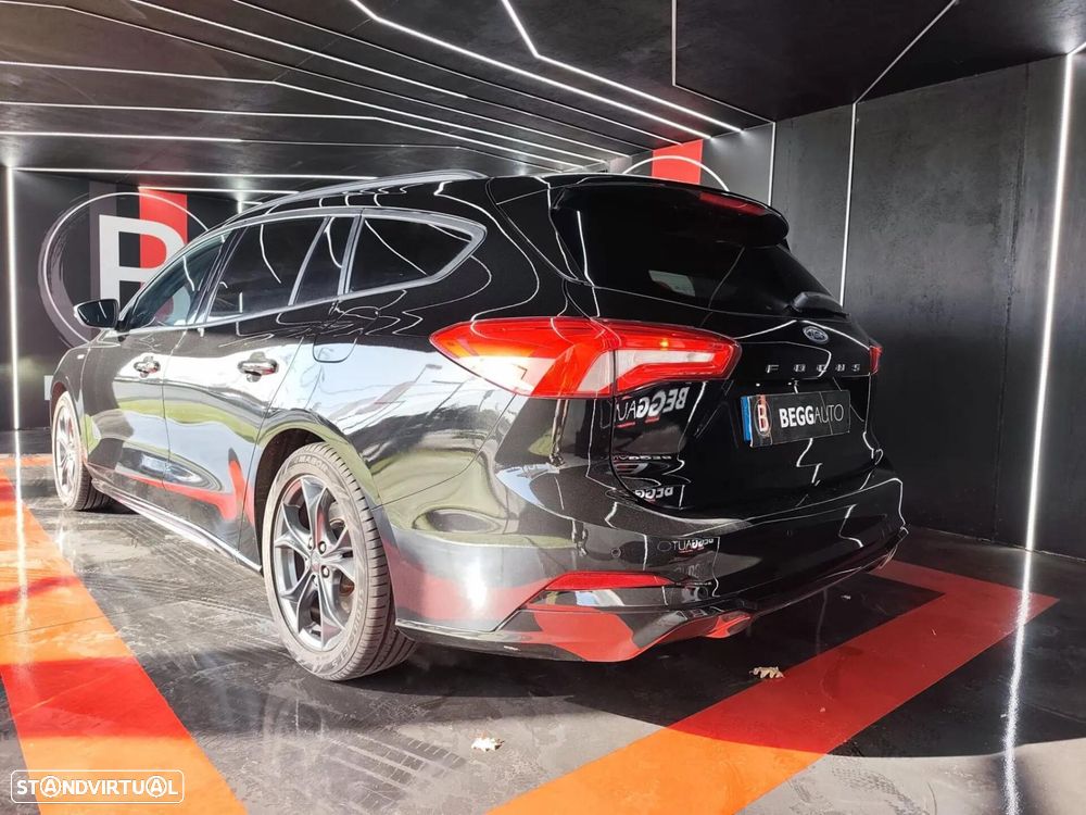 Ford Focus SW 1.0 EcoBoost MHEV ST-Line - 4