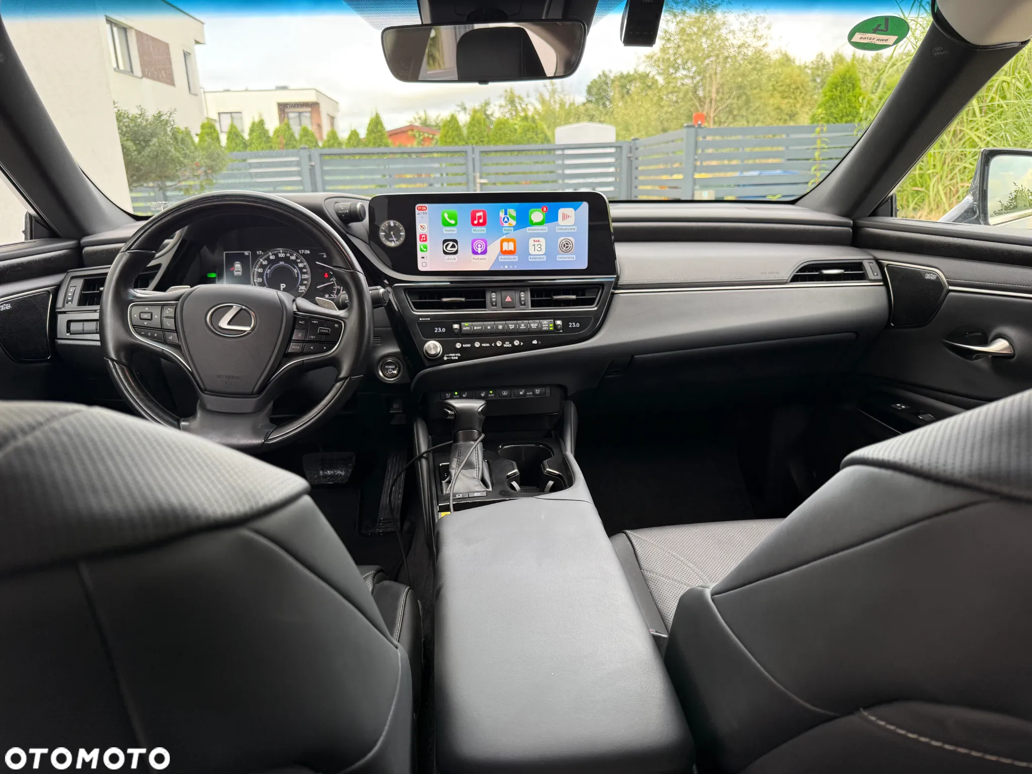 Lexus ES 300h Prestige - 18