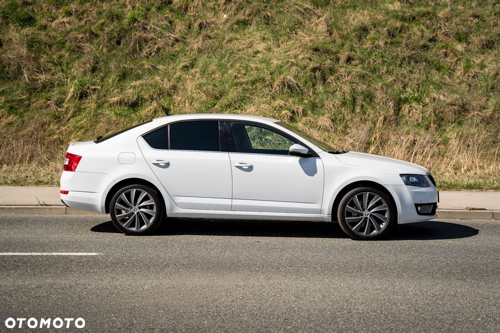Skoda Octavia 1.8 TSI L&K DSG - 5