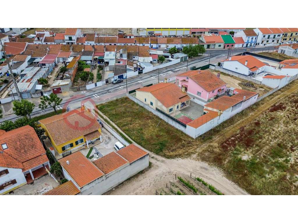 Moradia T3 Isolada Térrea com Telheiro e Garagem em Muge, Salvaterr... - Grande imagem: 5/28