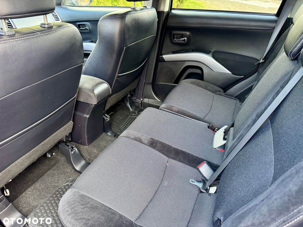 Mitsubishi Outlander 2.0 2WD Edition - 12