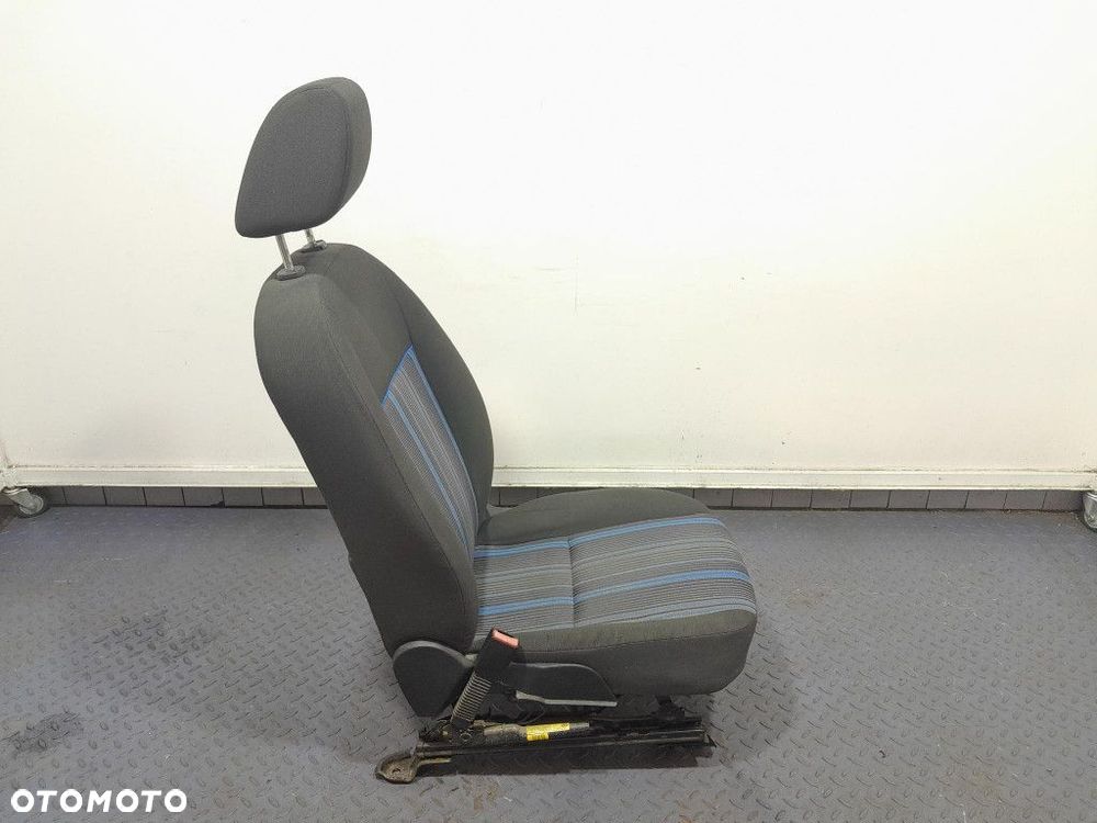 FORD FOCUS MK2 LIFT 5D FOTEL PRZÓD PRZEDNI LEWY KIEROWCY EU - 7