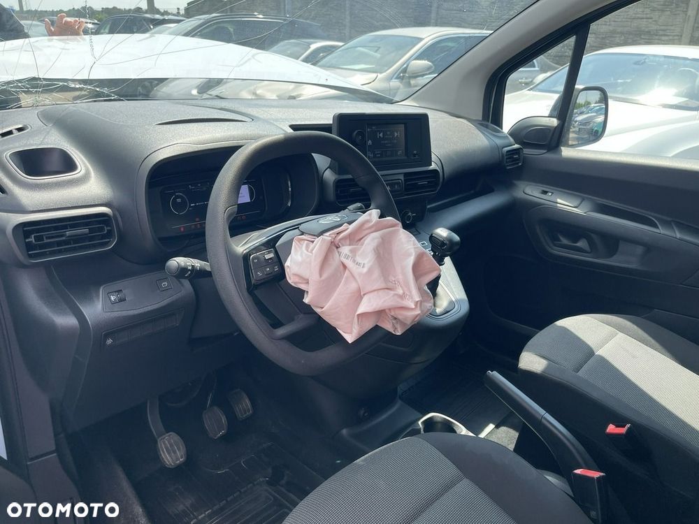 Toyota Proace City - 18