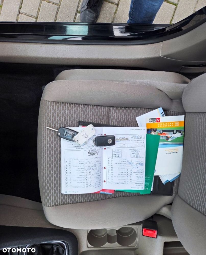 Volkswagen Golf - 16