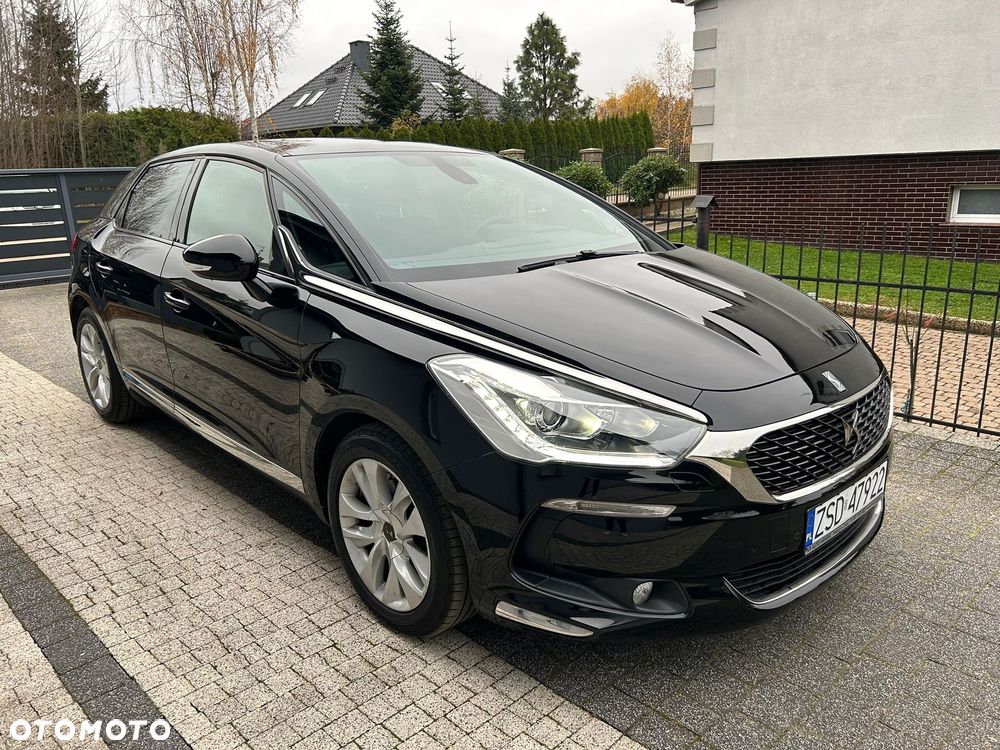 DS Automobiles DS 5 - 10