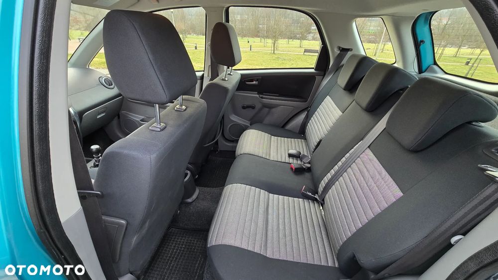 Suzuki SX4 1.9 DDiS DPF 4x4 Comfort - 16