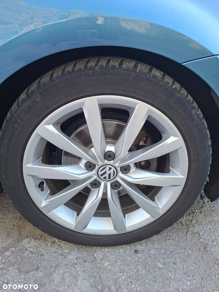 Volkswagen Golf 2.0 BlueTDI Comfortline - 12
