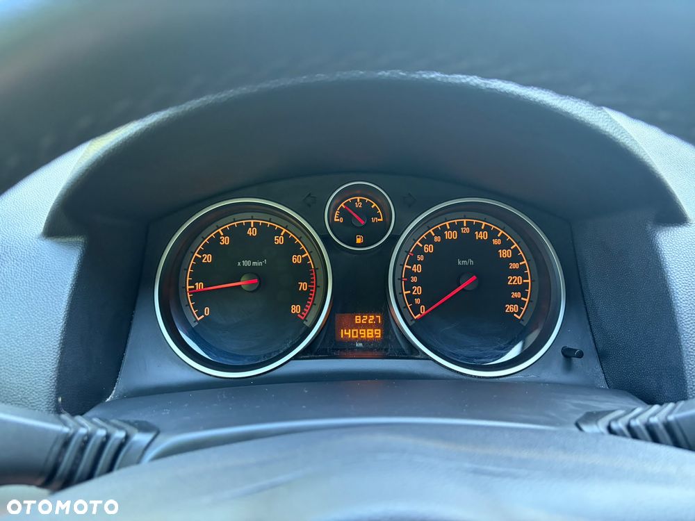 Opel Astra 1.6 Color Edition - 16