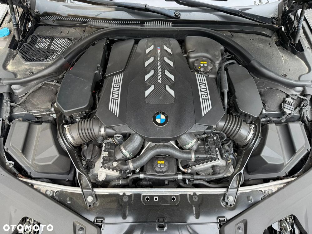 BMW Seria 8 M850i xDrive - 22