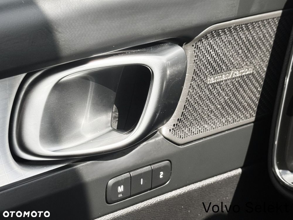 Volvo XC 40 - 33