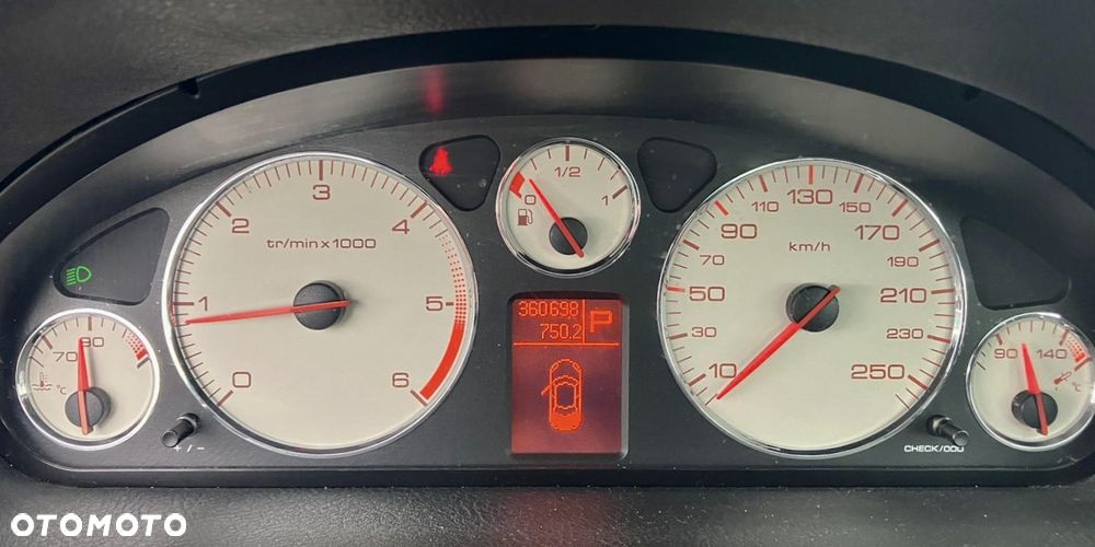 Peugeot 407 HDi 135 Automatik Premium - 17