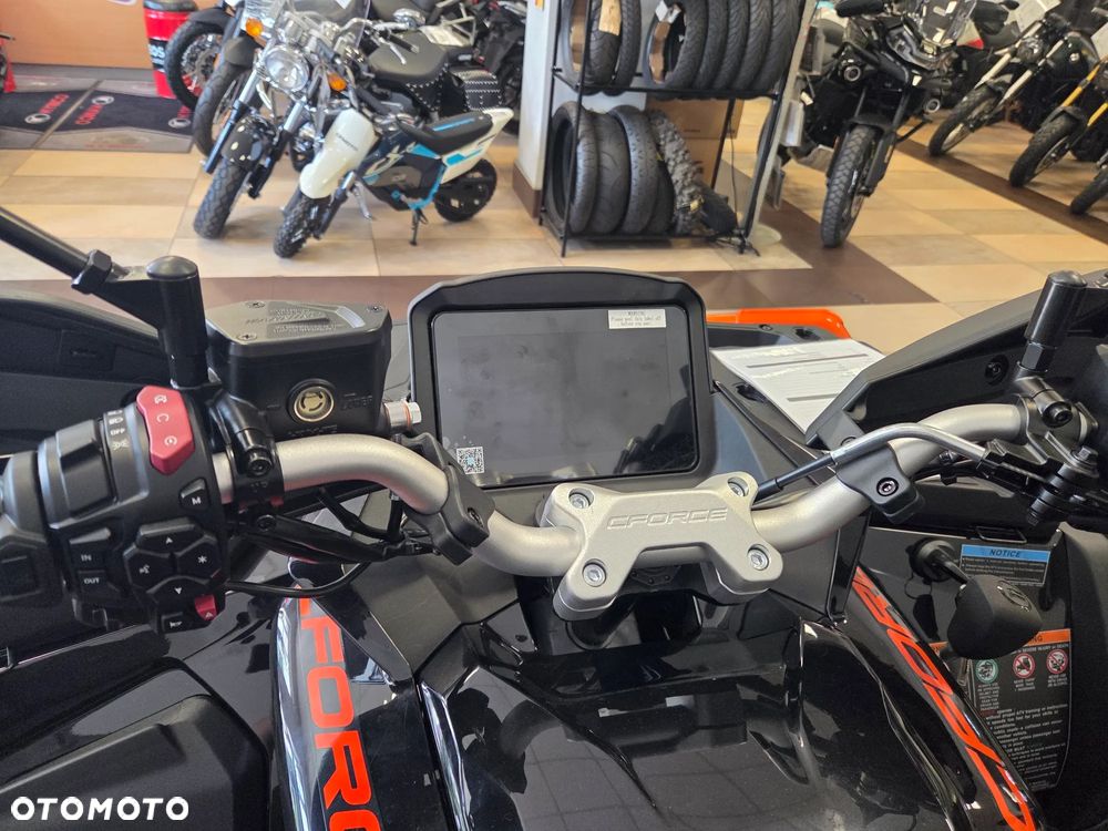 CFMoto CForce - 6