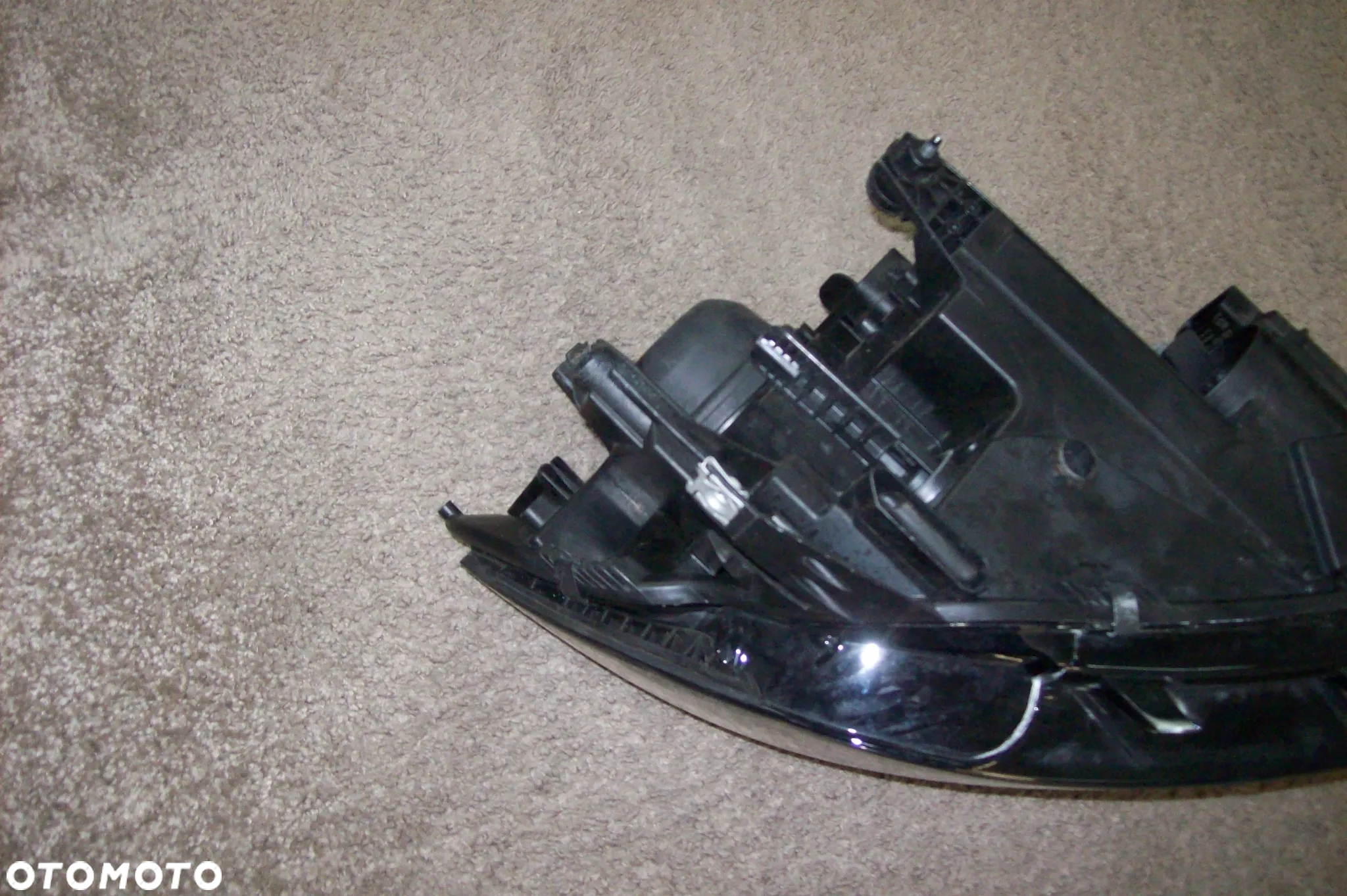 LAMPA PRZEDNIA LEWA VW TOURAN EUROPA ROK 15+ - 6