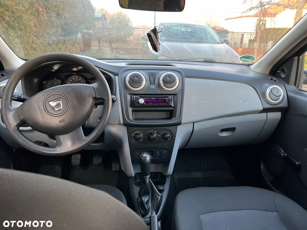 Dacia Sandero 1.2 16V 75 Essentiel - 7