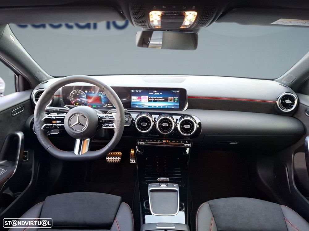 Mercedes-Benz A 250 e - 12