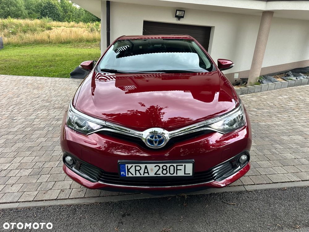 Toyota Auris 1.8 VVT-i Automatik Design Edition - 3