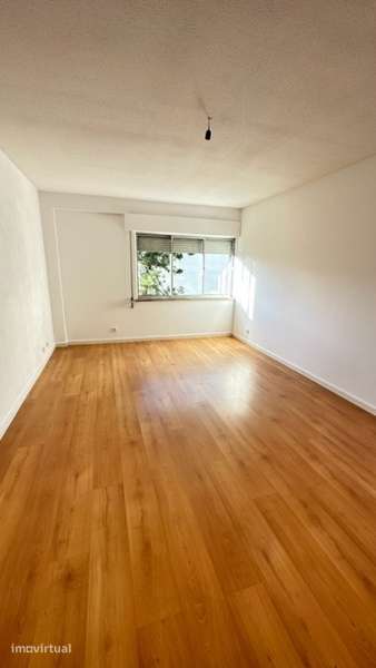 Apartamento em Sintra, Rio de Mouro - Grande imagem: 2/17
