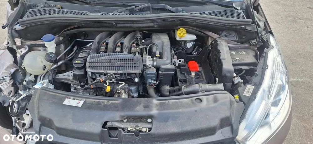 Peugeot 208 1,2VTI 82KM skrzynia biegów - 1