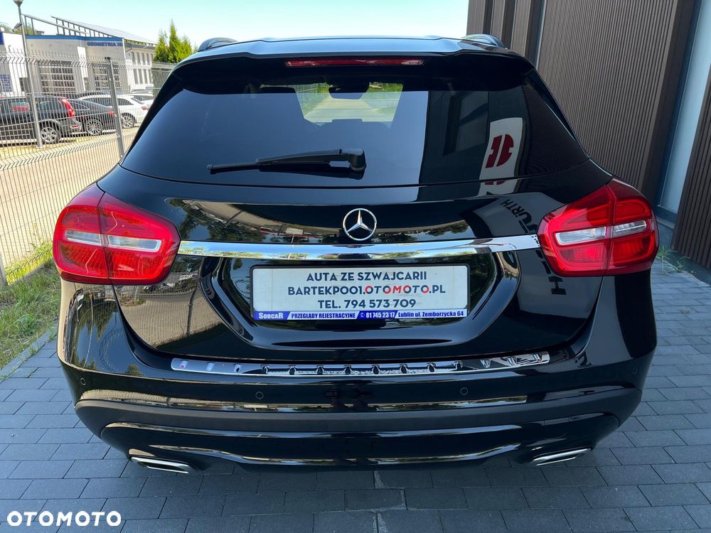 Mercedes-Benz GLA 200 d 4Matic 7G-DCT Urban - 7