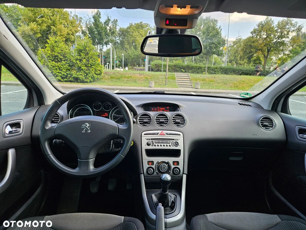 Peugeot 308 120 VTi Style - 12