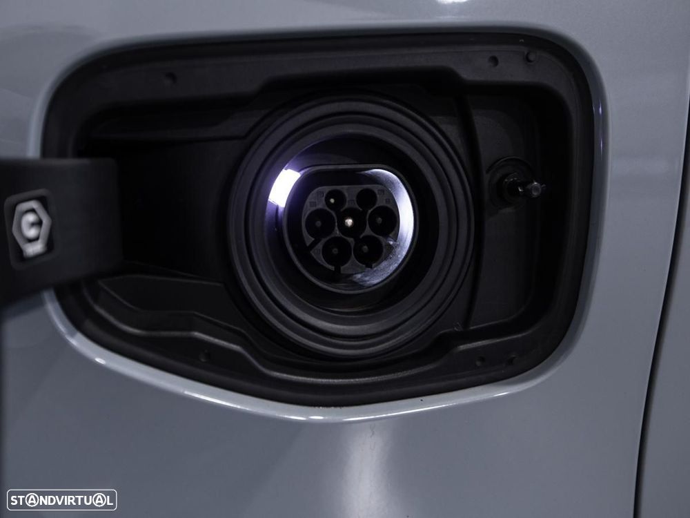 BMW 530 e Pack Desportivo M - 16