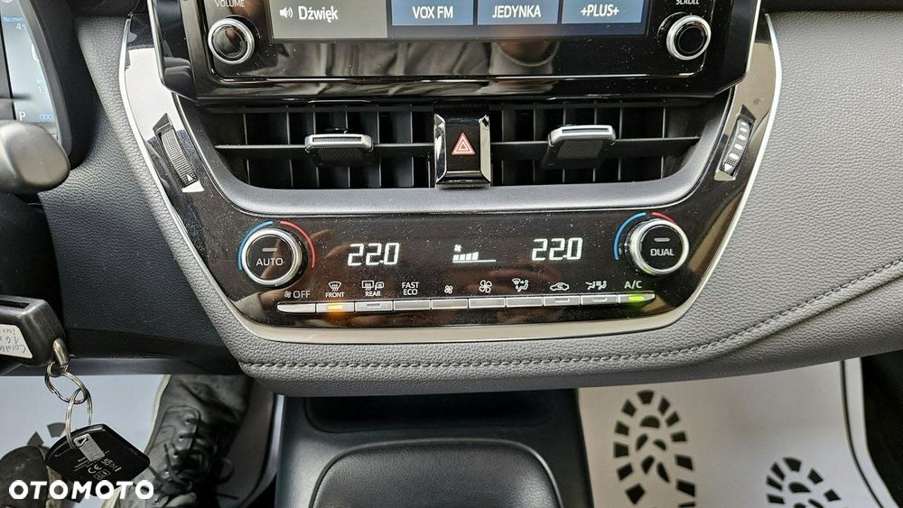 Toyota Corolla - 25