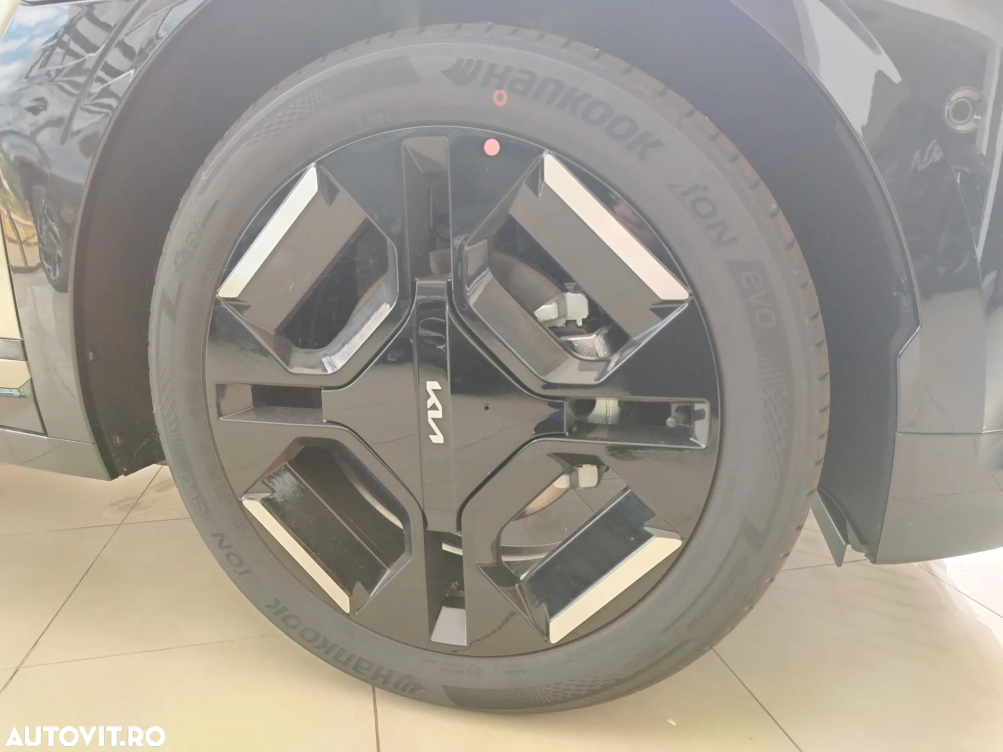 Kia EV3 81.4 kWh 4x2 AT GT Line - 33