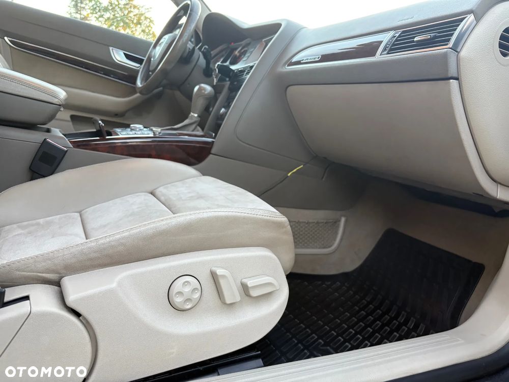 Audi A6 - 4