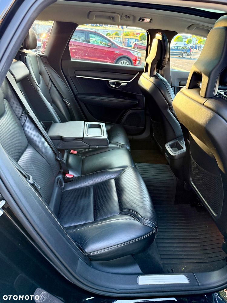 Volvo V90 Cross Country D5 AWD - 18