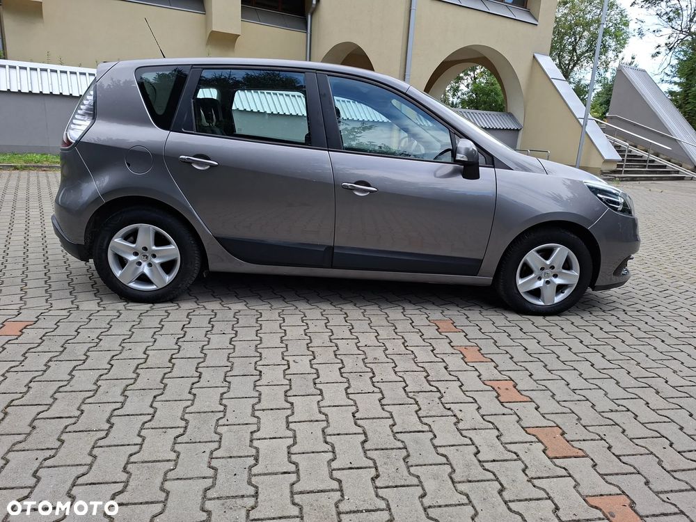 Renault Scenic 1.6 16V TomTom Edition - 14