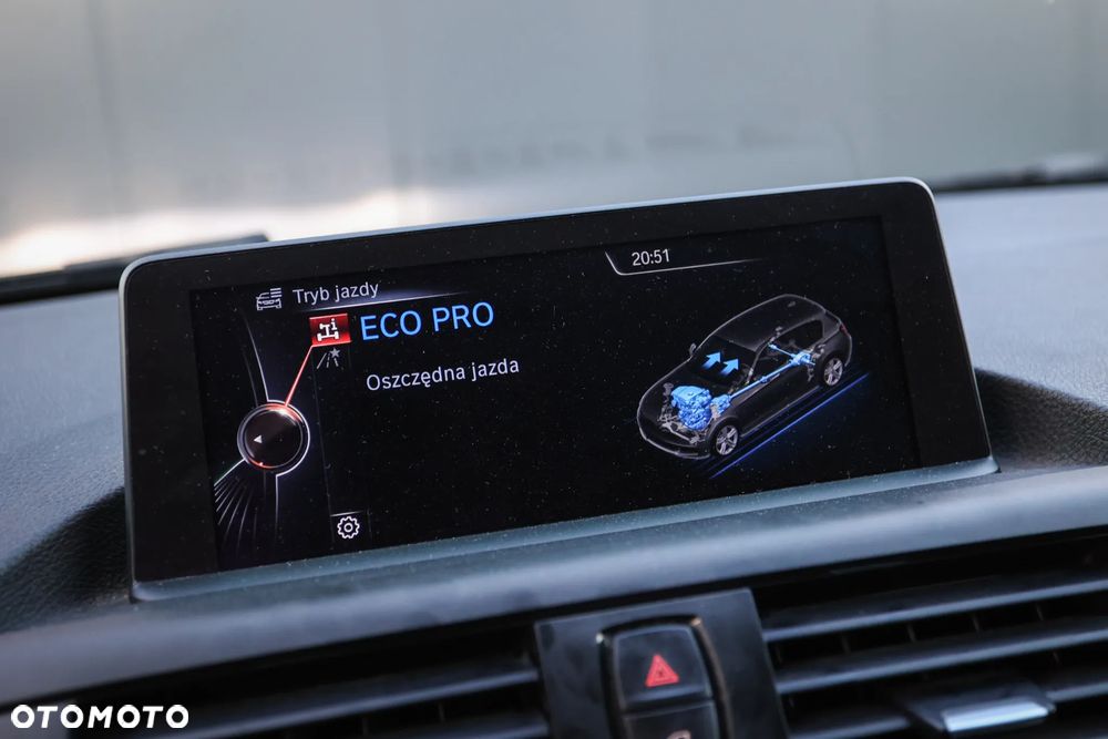 BMW Seria 1 118d - 23