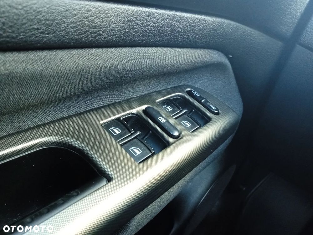 Volkswagen Bora 1.6 Comfortline - 17