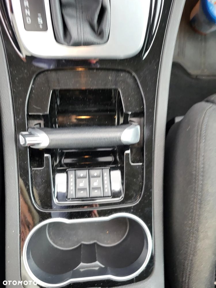 Ford Galaxy 2.0 TDCi Titanium - 13