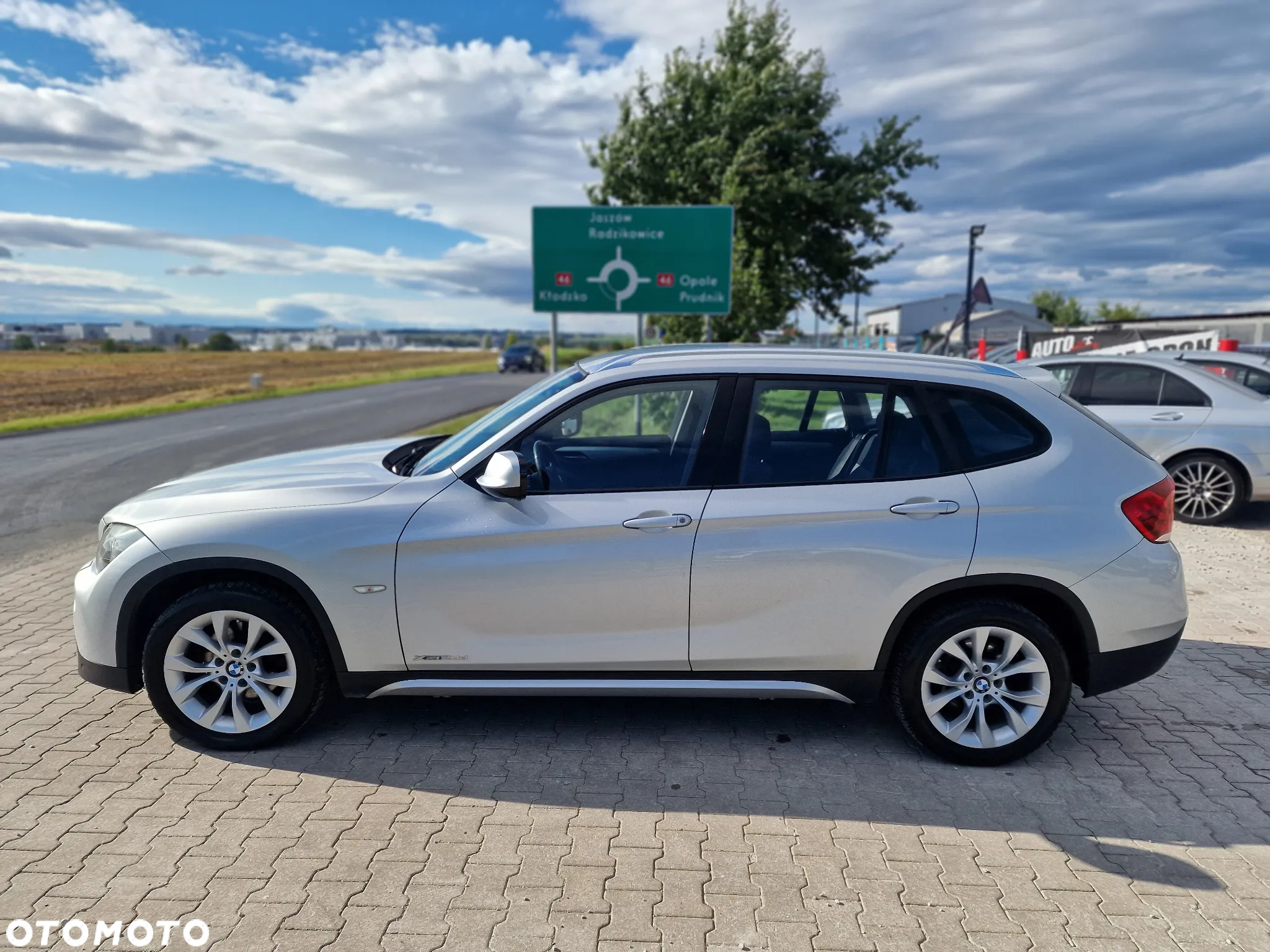 BMW X1 xDrive20d - 16