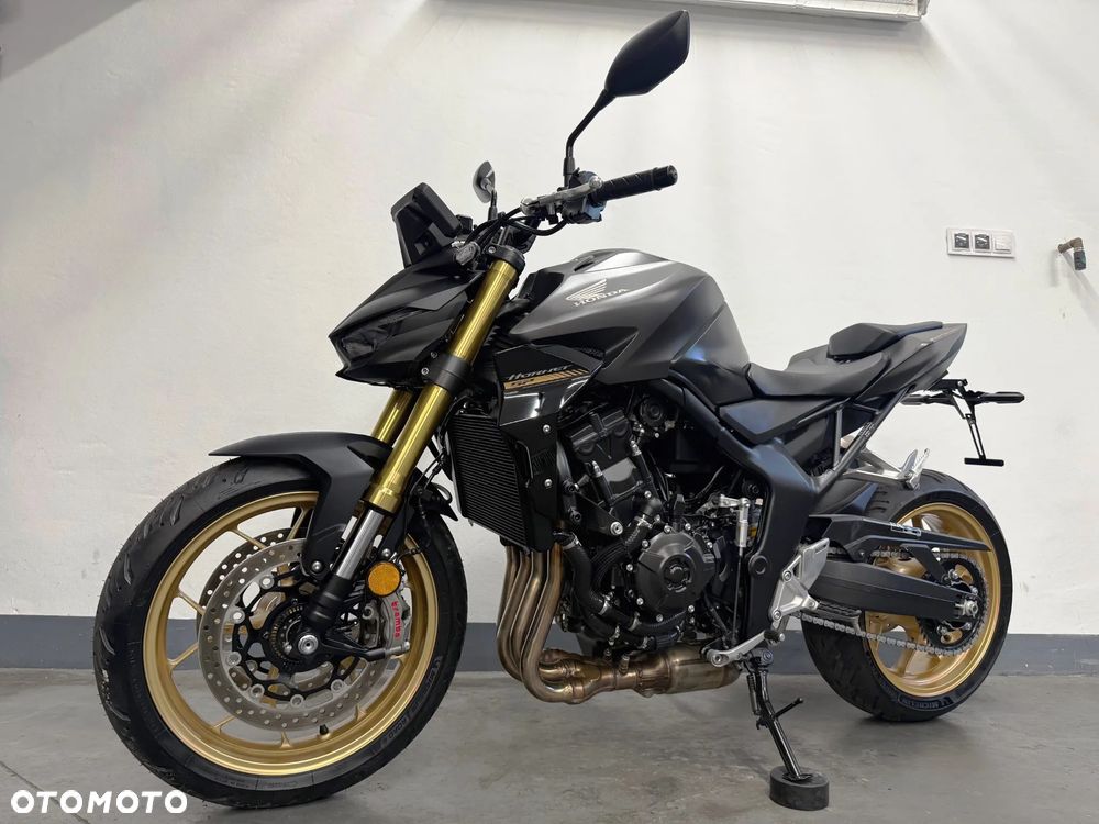 Honda Hornet - 6